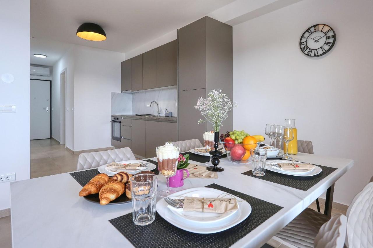 Apartments Bonaca With Jacuzzi Privlaka  Exterior photo